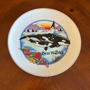 Vintage SeaWorld 90's Shamu Collectors Plate